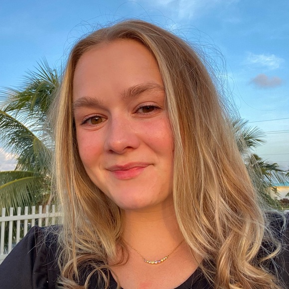 Meet your Posher, Libby - Picture 1 of 1